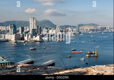 Hong Kong, 9 Mai, 2012 Blick auf Hafen von Hongkong und Kowloon von Central District. Foto Kees Metselaar Stockfoto