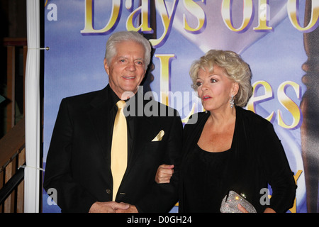 Bill Hayes, Susan Seaforth Hayes kommt bei den Days of Our Lives 45. Jahrestag Partei im House of Blues. West Hollywood Stockfoto