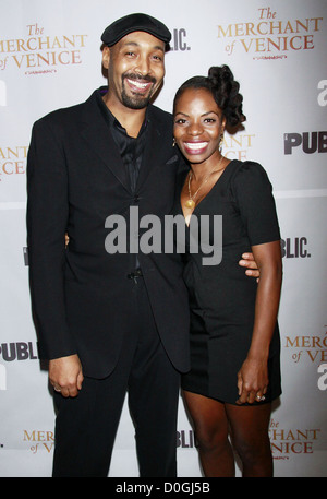 Jesse L. Martin und Marsha Stephanie Blake Öffnung Nacht nach der Party Feier der öffentlichen Theater Broadway-Produktion von Stockfoto