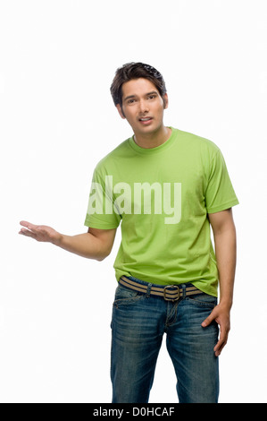 Porträt eines jungen überrascht gestikulieren Stockfoto
