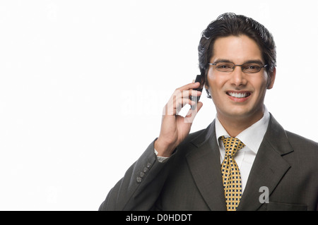 Porträt eines Geschäftsmannes telefonieren mit einem Handy Stockfoto