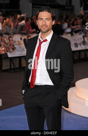 Adam Rayner "The Death & Life Of Charlie St. Cloud" - UK Filmpremiere anlässlich der Empire Leicester Square London, England- Stockfoto