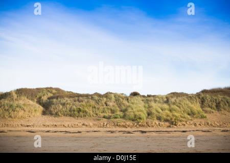 Gesamtansicht einer Sanddüne in Brean Sands in Somerset, England. Stockfoto