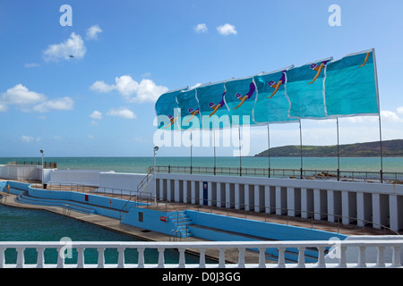 Die Jubiläums-Pool in Penzance dekoriert mit speziellen Flags für die Königin Diamond Jubilee. Stockfoto