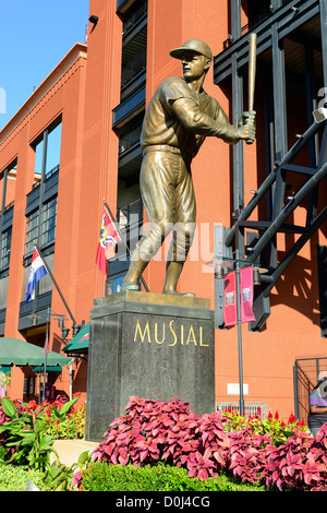 Stan Musial Statue Busch Stadium St. Louis MO Missouri Cardinals Baseball Stockfoto