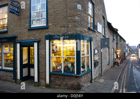 Außen eine Buchhandlung in Hay-on-Wye. Stockfoto