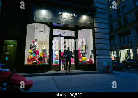 Eine Kate Spade speichern auf der Fifth Avenue im Stadtteil Flatiron New York Stockfoto