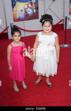 Danielle Boltodano A Sing-A lange-Premiere von "Beauty and the Beast" Diamond Edition statt im El Capitan Theatre Hollywood Stockfoto