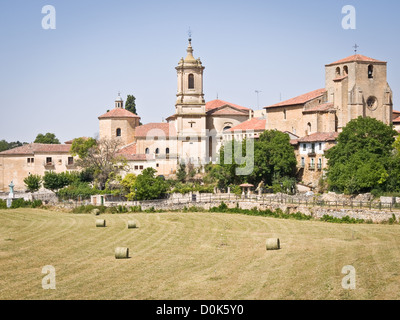 Kloster Santo Domingo de Silos ist ein Benediktiner-Kloster in der Provinz Burgos in Nordspanien. Stockfoto