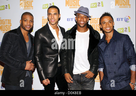 Jonathan "JB" Gill, Marvin Humes, Oritse Williams und Aston Merrygold von JLS bei den BT Digital Music Awards im Roundhouse- Stockfoto