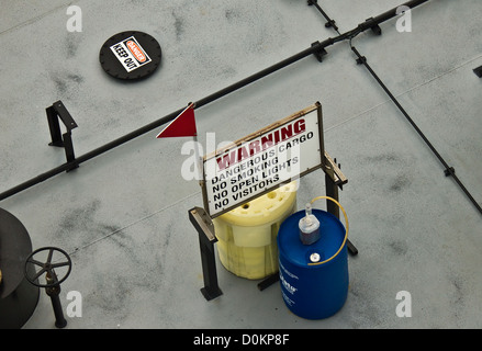 Warnschild am Schiff Stockfoto