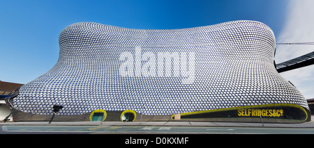 Panoramasicht auf das Selfridges Gebäude im Bullring shopping Bereich von Birmingham. Stockfoto