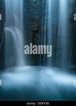 Planschbecken eines Wasserfalls Stockfoto