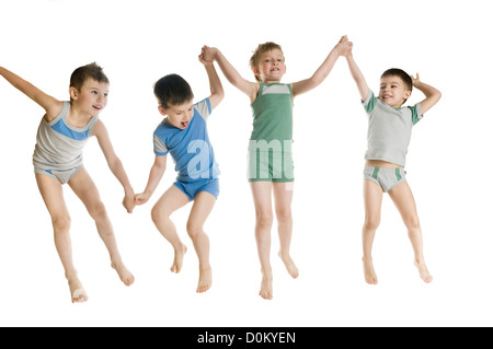 Kinder tragen verschiedene Kleidung - Studio-Shooting Stockfoto