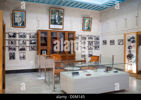 Porträts des ersten Präsidenten Habib Bourguiba-Mausoleum-Museums in Monastir, Tunesien Stockfoto