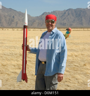 Mann verkleidet als Pirat in Arizona Rakete sammeln Stockfoto