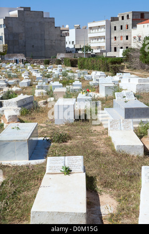 Islamischen Friedhof in der Nähe von Mausoleum des ersten Präsidenten Habib Bourguiba von Tunesien. Stadt Monastir, Tunesien Stockfoto