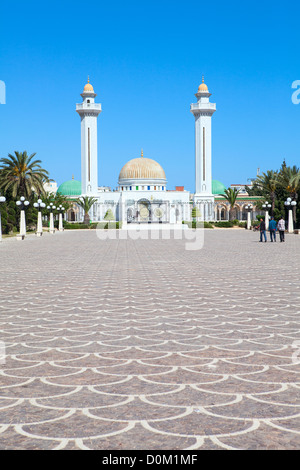 Platz des Mausoleums des ersten tunesischen Präsidenten Habib Bourguiba in Monastir, Tunesien, Afrika Stockfoto