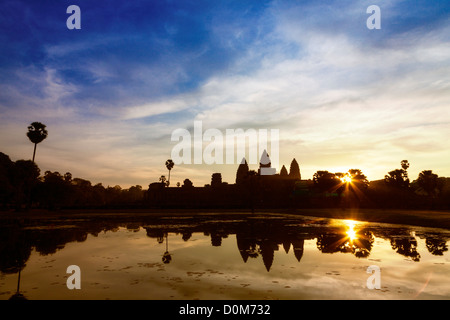 Sonnenaufgang am Angkor Wat in Kambodscha Stockfoto