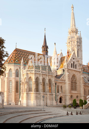 Matthias Kirche im Burgviertel in Budapest, die Hauptstadt von Ungarn. Stockfoto