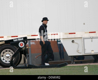 Markieren Sie jährlicher, Cast und Crew von "Glee" am Set, die Dreharbeiten für die nächste Saison Los Angeles, Kalifornien - 24.08.10 Stockfoto