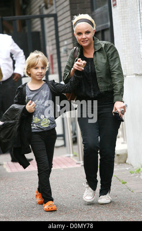 Gail Porter verlässt die ITV Studios London, England - 25.08.10 Stockfoto