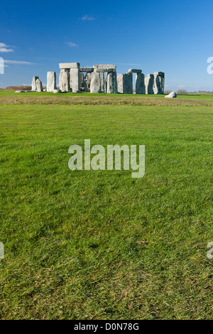 Stonehenge, antike Welterbe-Aufstellungsort. Erbaut ca. 3100-1600, in Wiltshire, England. Stockfoto