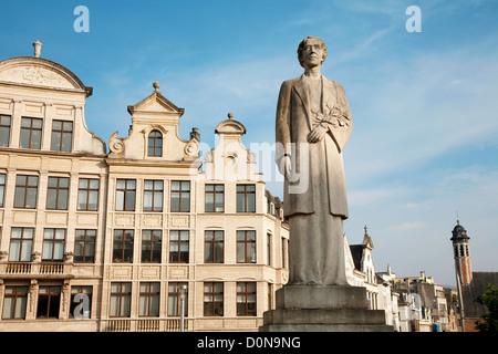 Brüssel - die Königin-Elisabeth-Statue, die aus von René Cliquet 1980 Stockfoto