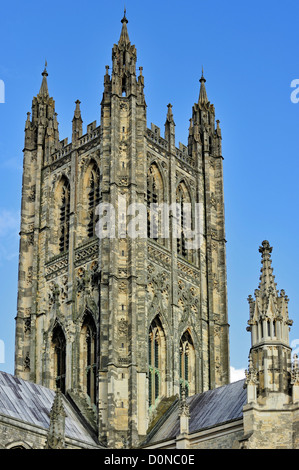 Harry Glockenturm der Kathedrale von Canterbury in der mittelalterlichen Stadt Canterbury, Kent, Südengland, Großbritannien Stockfoto