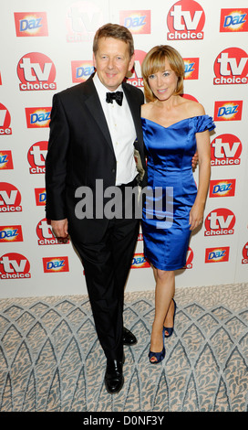 Bill Turnbull und Sian Williams bei den TV Choice Awards an die Dorchester am September in London England. Stockfoto