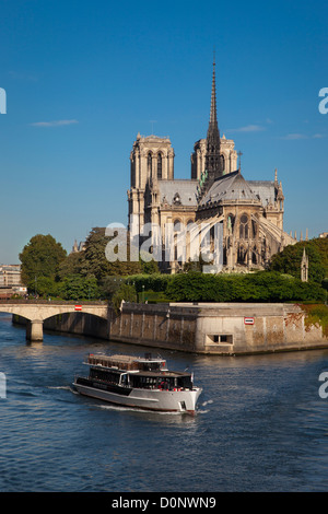 Kathedrale Notre-Dame an den Ufern der Seine, Paris Frankreich Stockfoto