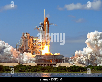 Start des Space Shuttle Atlantis auf der STS-66 Stockfoto