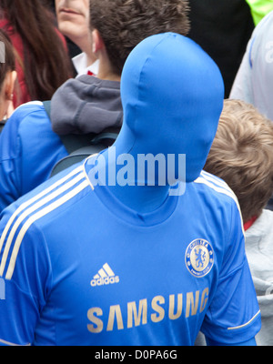 Chelsea FC Leimkräuter Liga Gewinner fest auf die offene Top Busse entlang der Fulham Road, und die Kings Road in Chelsea Mai 2012 Stockfoto