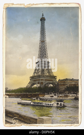 Getönte Postkarte des Eiffelturms, Paris, veröffentlicht im Jahr 1940 Stockfoto