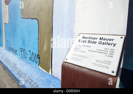 Zeichen der East Side Gallery in Berlin Stockfoto