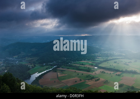 der Puy du Tour und oberen Dordogne-Tal bei Monceaux-Sur-Dordogne, Corrèze, Limousin, Frankreich Stockfoto