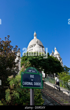 Touristischen Treppenstufen bis zur Basilika Sacré Coeur Montmartre Paris Frankreich Europa Stockfoto