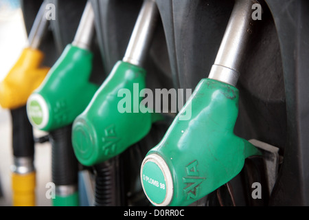 Benzin Pumpe Griffe Stockfoto