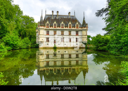 Frankreich, Europa, Reisen, Loire-Tal, Azay le Rideau, Architektur, Schloss, bewölkt, Geschichte, Loire, mittelalterliche, Teich, Reflexion, Stockfoto