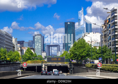 Frankreich, Europa, Reisen, Stadt, Paris, La Défense, Bogen, La Grande Arche, Architektur, Gebäude, Verteidigung, neue Straße, Skyline, sk Stockfoto