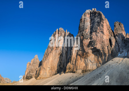 Tre Cime di Lavaredo Felsen, Sextener Dolomiten-Landschaft in Italien Stockfoto