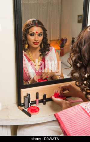 Bengali Frau Schminken Stockfoto