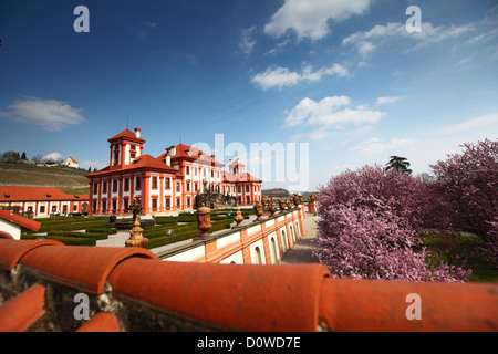 Prag-Troja-Burg im Garten Stockfoto