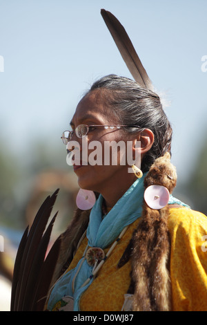 SAN BERNARDINO, Kalifornien - 13 Oktober: The San Manuel Band der Indianer halten ihre jährliche Pow Wow in San Bernardino, 2012 Stockfoto