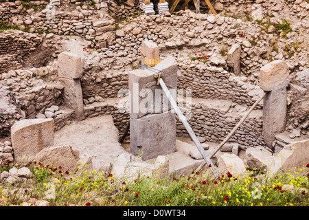 Archäologische Seite von Göbekli Tepe, den ältesten bekannten menschengemachten religiöse Struktur. Sanliurfa, Südosten der Türkei Stockfoto