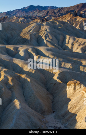 Nahaufnahme einer Felsformation am Zabriskie Point, Death Valley Nationalpark, Kalifornien, USA Stockfoto