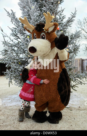 Im Dorf Elf. Lappland, Großbritannien, Bewl Water, Kent, 1. Dezember 2012. Stockfoto