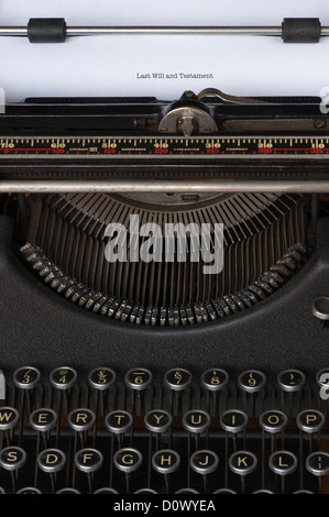 Underwood alte altmodische retro Schreibmaschine Antik manuelle Massenkommunikation für Buchstaben Mail vor Computern www Stockfoto