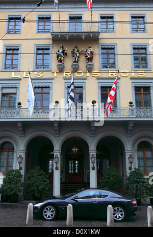 Außenansicht des Grand Hotel Les Trois Rois (drei Könige), Stadt Basel, Kanton Basel-Stadt, Schweiz, Europa. Stockfoto