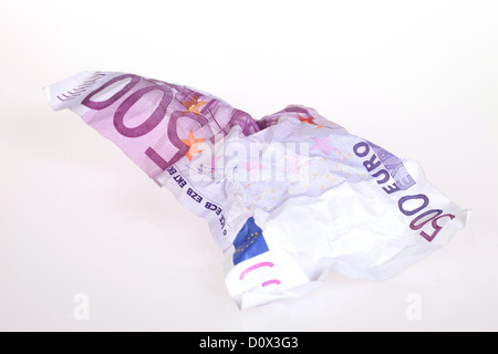 Berlin, Deutschland, zerknitterten 500-Euro-note Stockfoto